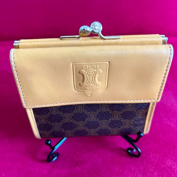 Authentic Celine Macadam Kiss-lock Wallet Brown - Picture 1 of 8